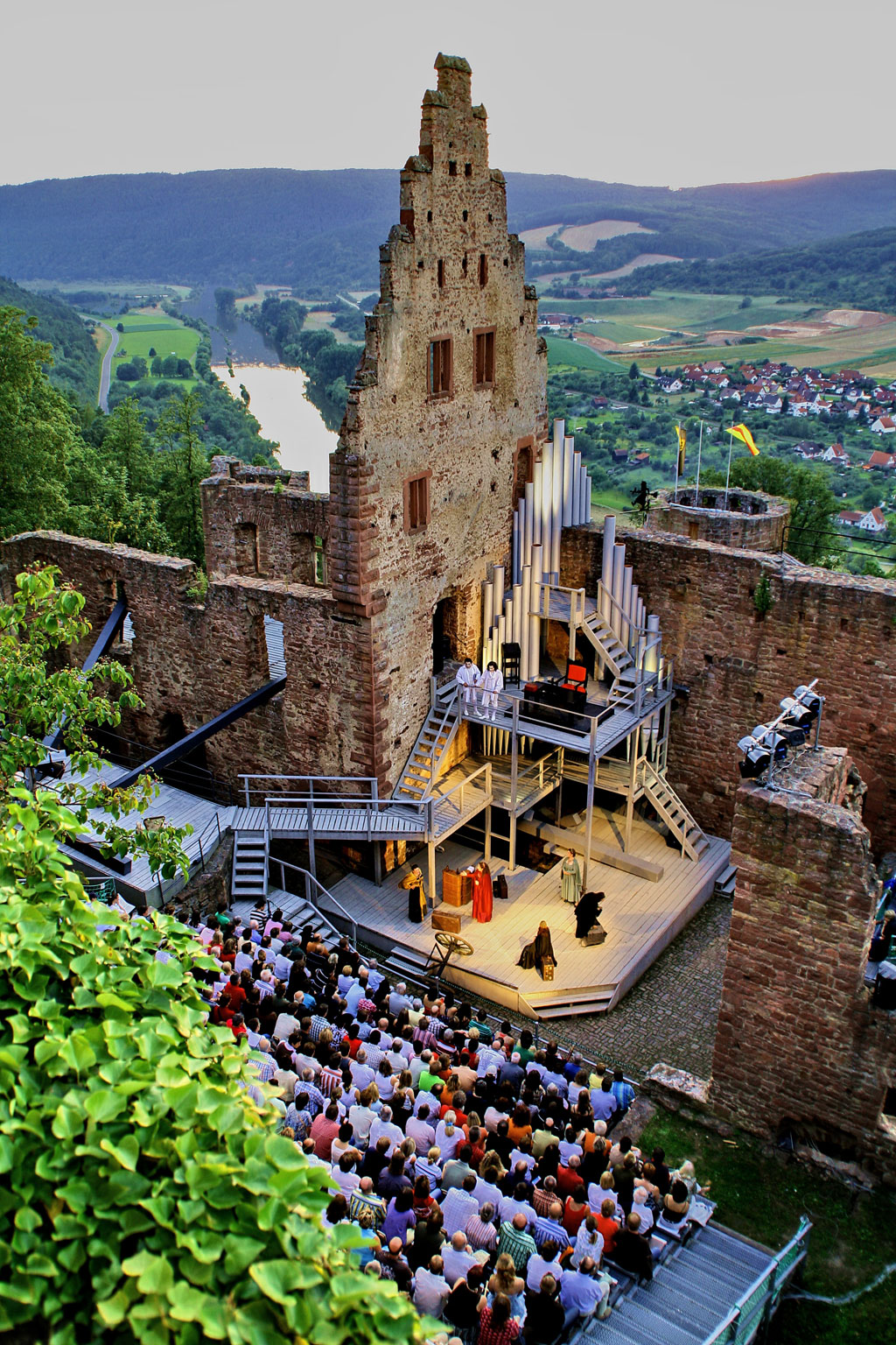 Bühne und Tribüne Freudenburg